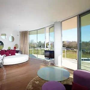 Tower Plaza Hotell